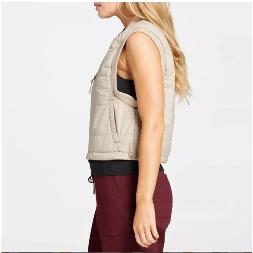 Alpine Design Women’s Tan Shortie EcoTrail Quilted Cropped Vest - Picture 4 of 7